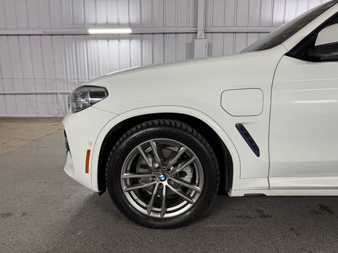 Used 2021 BMW X3 xDrive30e w/ Executive Package image 19