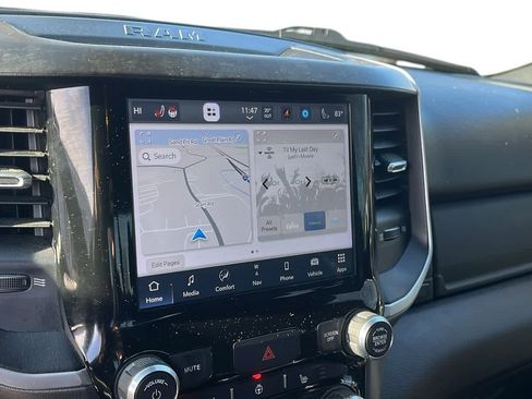 Used 2022 RAM 1500 Big Horn image 16