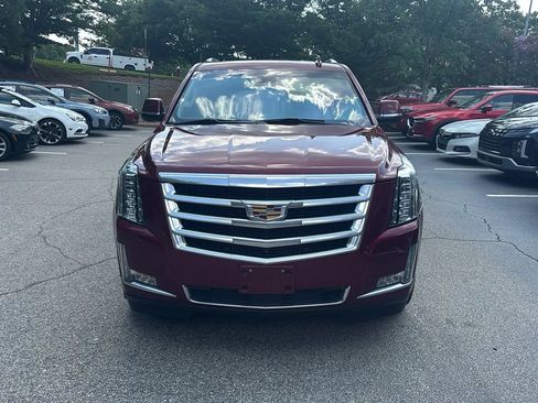 Used 2018 Cadillac Escalade Premium Luxury AWD/4WD image 2
