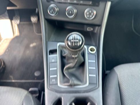 Used 2019 Volkswagen Jetta S image 11