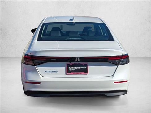 New 2025 Honda Accord LX image 7