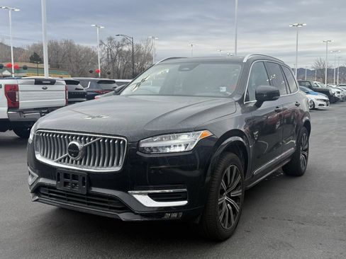 Used 2025 Volvo XC90 B6 Ultra image 3