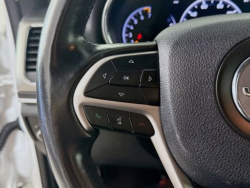 Used 2018 Jeep Grand Cherokee Limited image 14