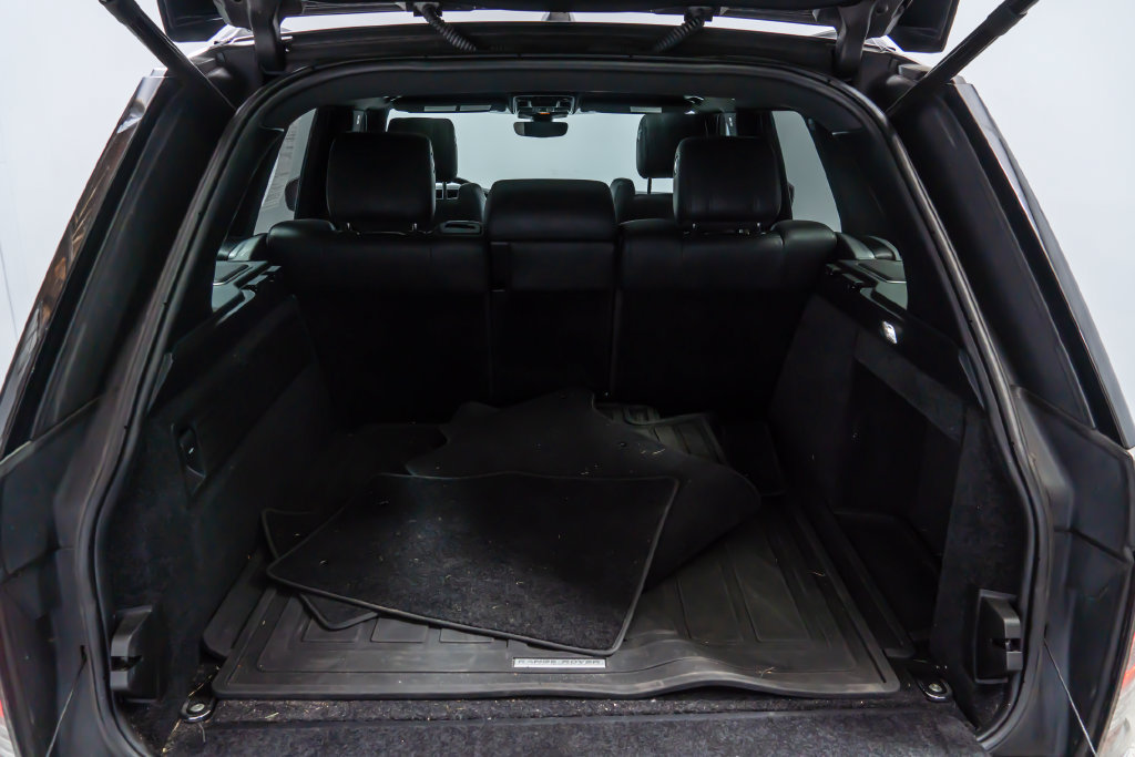 Used 2017 Land Rover Range Rover Supercharged AWD/4WD image 30