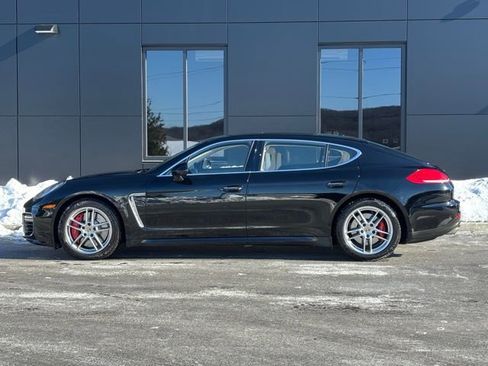 Used 2014 Porsche Panamera Turbo image 4