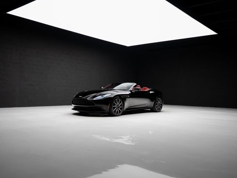 Used 2019 Aston Martin DB11 Volante RWD image 84