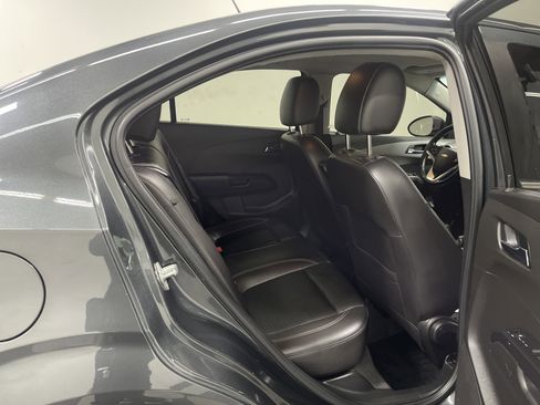 Used 2020 Chevrolet Sonic Premier image 19