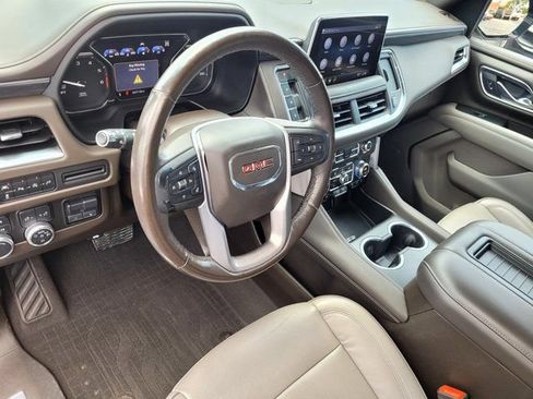 Used 2021 GMC Yukon SLT w/ SLT Luxury Plus Package image 14