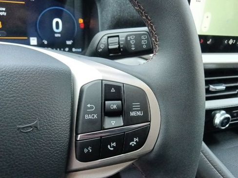 New 2026 Ford Explorer Active RWD image 19