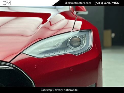 Used 2015 Tesla Model S 90D image 13
