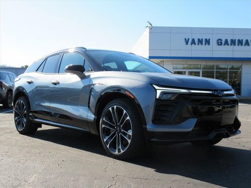 New 2026 Chevrolet Blazer EV SS image 3