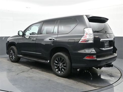 Certified 2023 Lexus GX 460 Premium w/ Premium Plus Package image 6