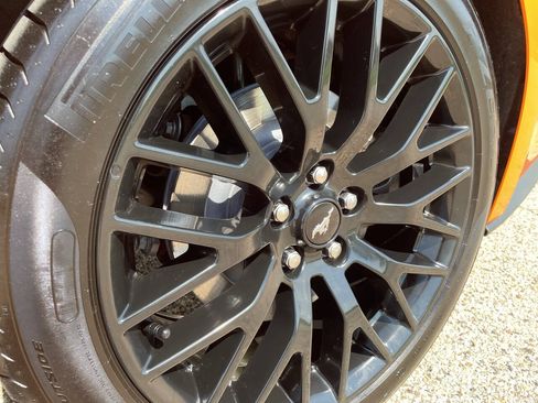 Used 2021 Ford Mustang GT Premium w/ GT Performance Package RWD image 32