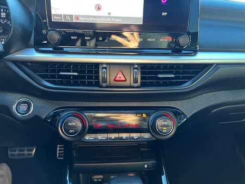 Used 2023 Kia Forte GT w/ GT2 Package image 18