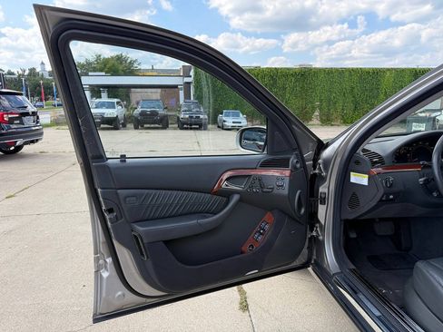 Used 2006 Mercedes-Benz S 430 4MATIC image 21
