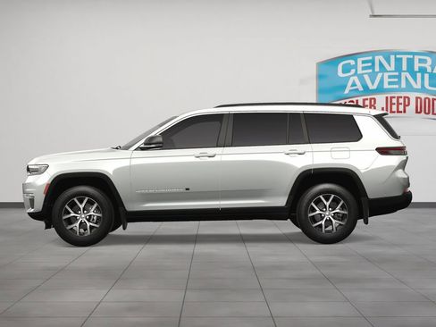 New 2025 Jeep Grand Cherokee L Limited w/ MOPAR Finishing Package image 3