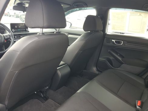 Used 2024 Honda Civic Sport image 11