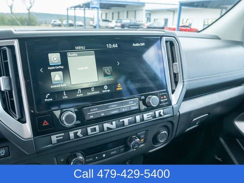 Used 2025 Nissan Frontier SV w/ SV Convenience Package image 19