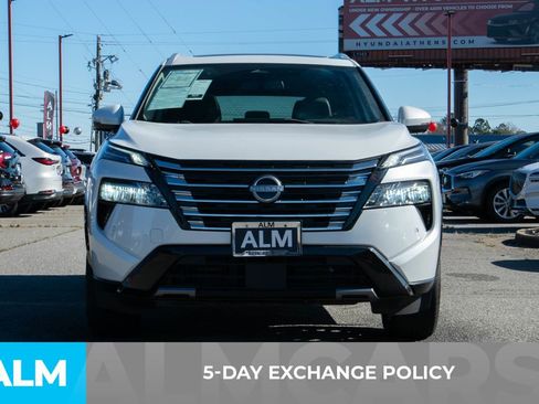 Used 2024 Nissan Rogue Platinum w/ Platinum Premium Package image 4