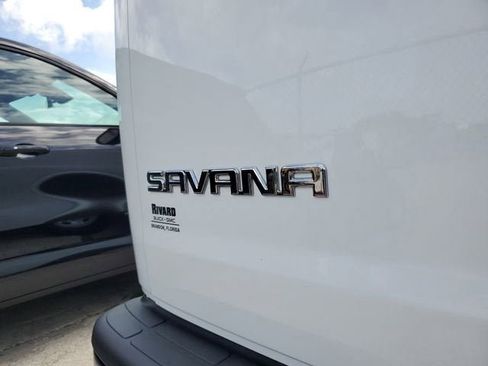 New 2026 GMC Savana 2500 Extended RWD image 8
