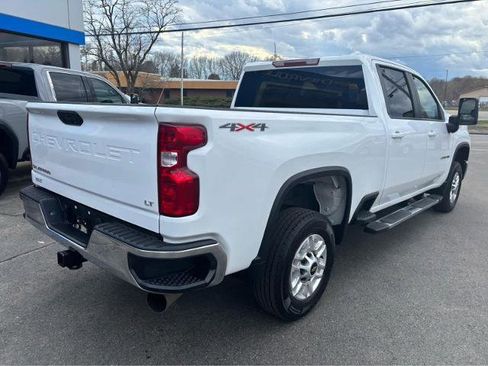 Used 2025 Chevrolet Silverado 2500 LT w/ Convenience Package AWD/4WD image 11
