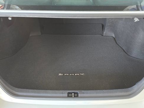 Used 2023 Toyota Camry SE w/ Cold Weather Package FWD image 16
