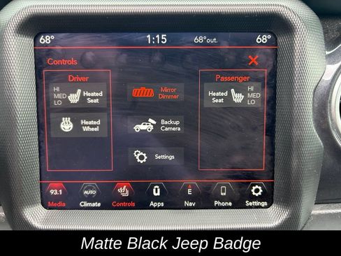 Used 2023 Jeep Wrangler Unlimited Sahara AWD/4WD image 25
