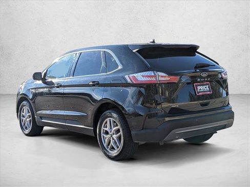 Used 2023 Ford Edge SEL image 7