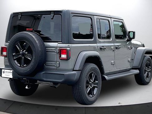 Used 2022 Jeep Wrangler Unlimited Sport AWD/4WD image 9