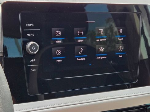 Certified 2025 Volkswagen Taos S FWD image 20