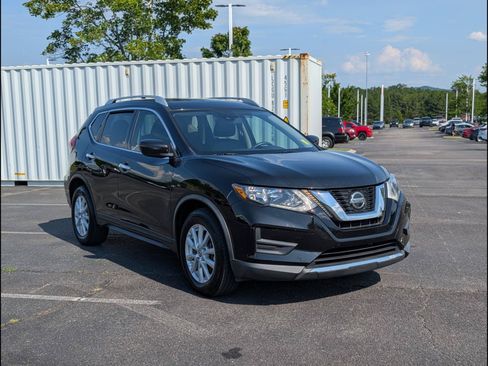 Used 2019 Nissan Rogue SV FWD image 2