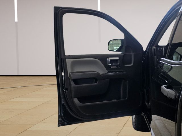 Used 2017 Chevrolet Silverado 1500 Custom w/ Custom Convenience Package AWD/4WD image 10