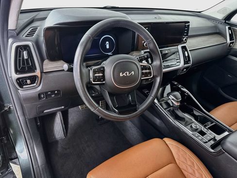 Certified 2023 Kia Sorento SX Prestige AWD/4WD image 22