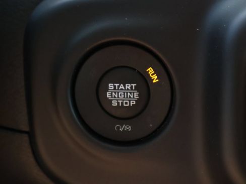 Used 2023 Jeep Wrangler Unlimited w/ Cold Weather Group AWD/4WD image 31