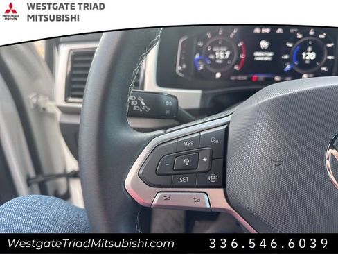 Used 2023 Volkswagen Atlas Cross Sport SE image 15