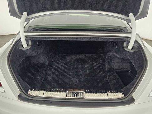 Used 2018 Rolls-Royce Wraith image 20