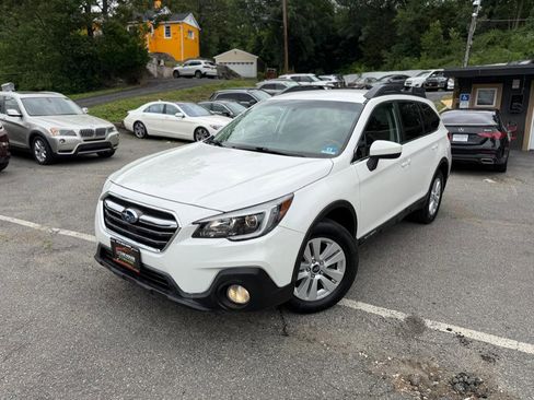 Used 2018 Subaru Outback 2.5i Premium w/ Protection Package #1 AWD/4WD image 1