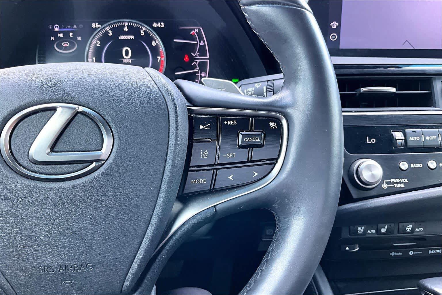 Certified 2022 Lexus ES 350 w/ Premium Package FWD image 25