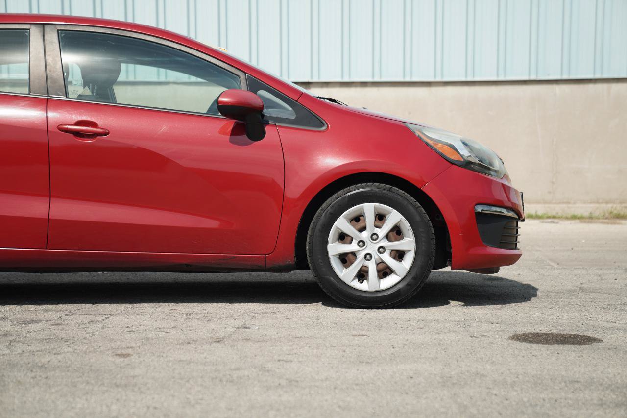 Used 2017 Kia Rio LX w/ Power Package FWD image 7