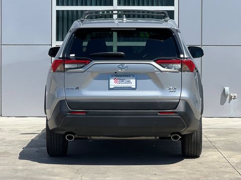 Certified 2022 Toyota RAV4 XLE AWD/4WD image 5