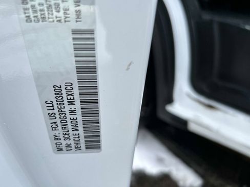 Used 2023 RAM ProMaster 2500 image 32