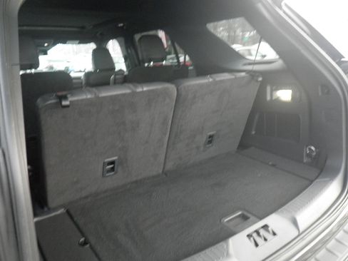 Certified 2025 Ford Explorer ST image 22