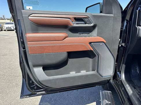 New 2026 GMC Sierra 1500 Denali Ultimate w/ LPO, Black Badging Package AWD/4WD image 19