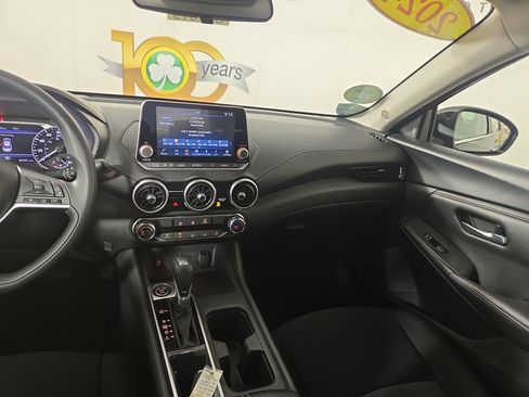 Used 2024 Nissan Sentra SV FWD image 24