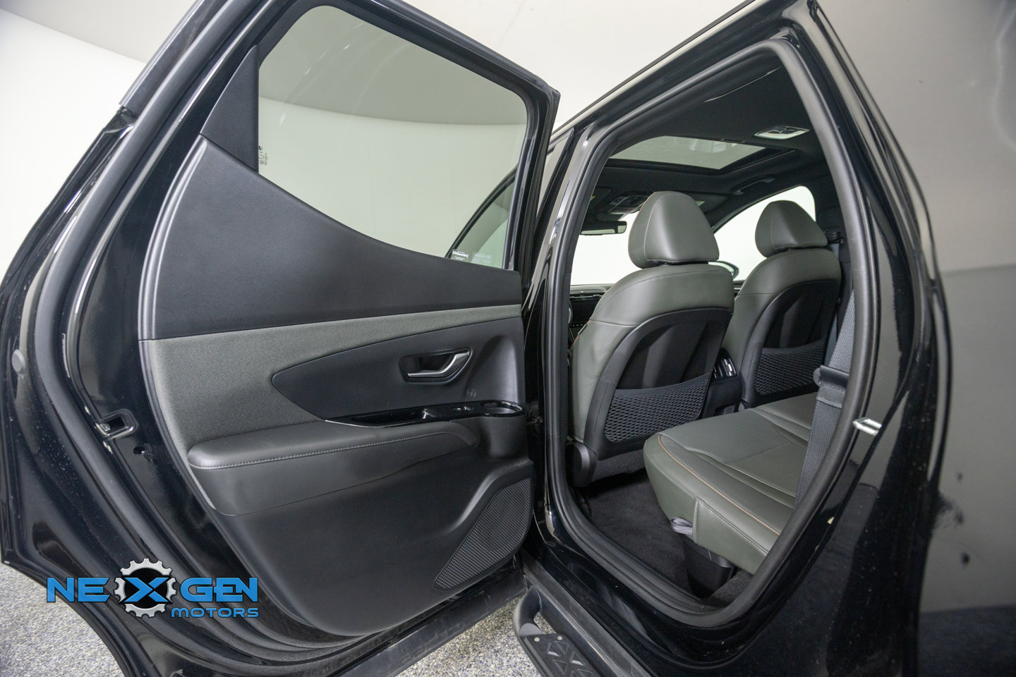 Used 2023 Hyundai Santa Cruz Limited AWD/4WD image 26