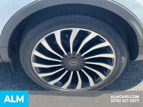 Used 2023 Lincoln Nautilus Black Label w/ Class II Trailer Tow Package image 25