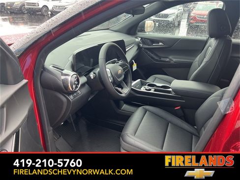 New 2026 Chevrolet Equinox LT w/ Convenience Package II image 9