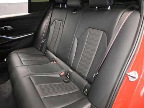 Used 2021 BMW M3 Competition image 44