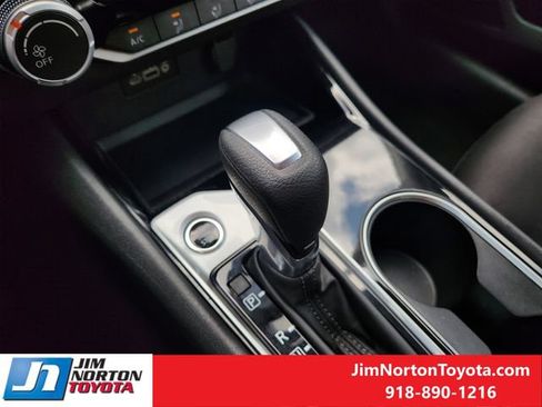 Used 2024 Nissan Altima 2.5 SV FWD image 21