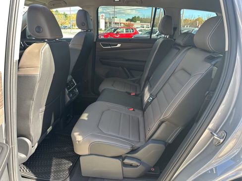 New 2026 Volkswagen Atlas SEL image 24